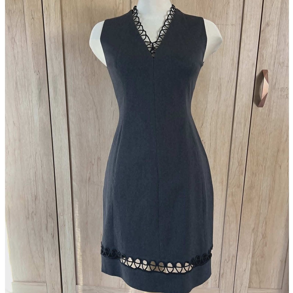 Elie Tahari Grey Sheath Dress V-Neck Lattice Trim Sleeveless EN0E2607 Size 2